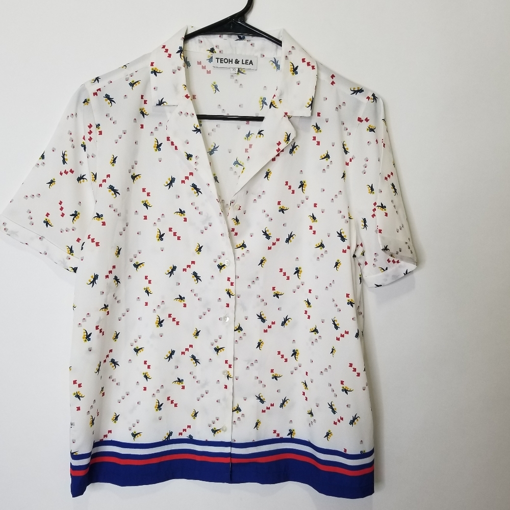 Teoh & Lea Floral Printed Blouse Size XS